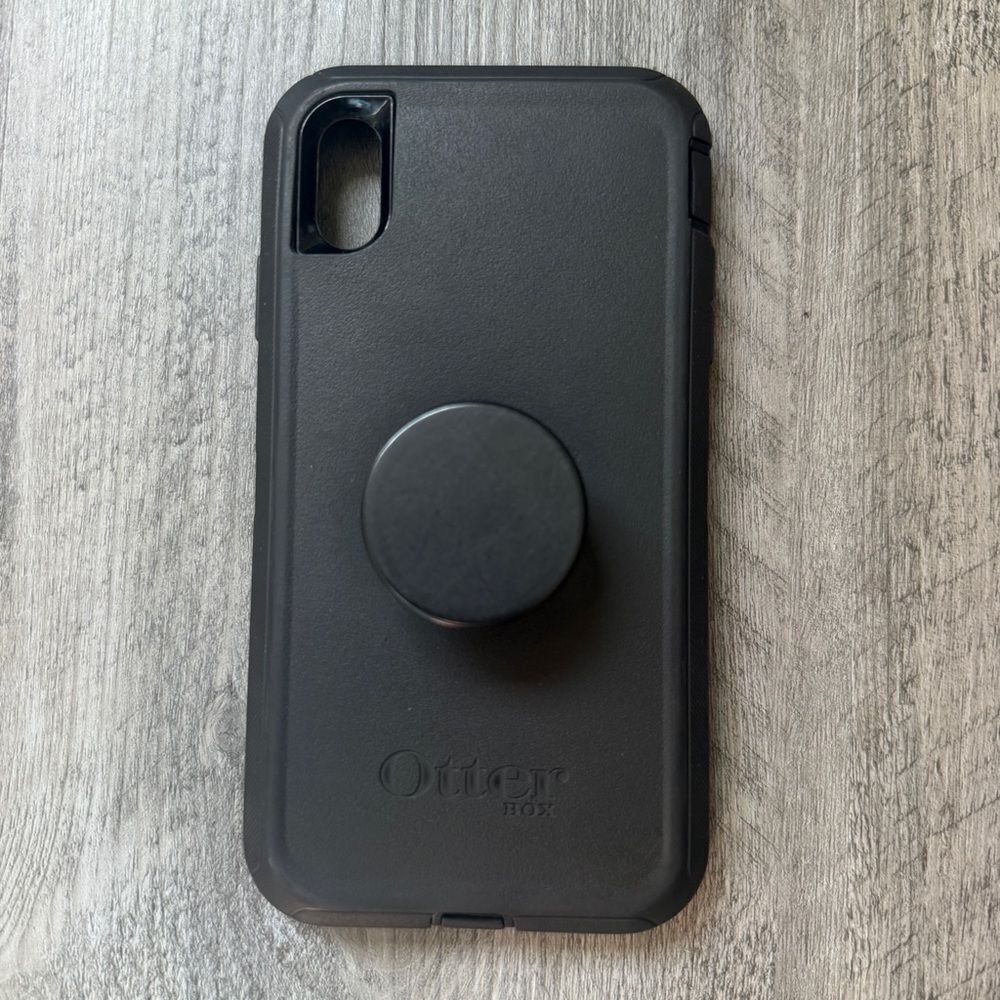 OtterBox iPhone Xs Max Black Case with Integrated PopSocket